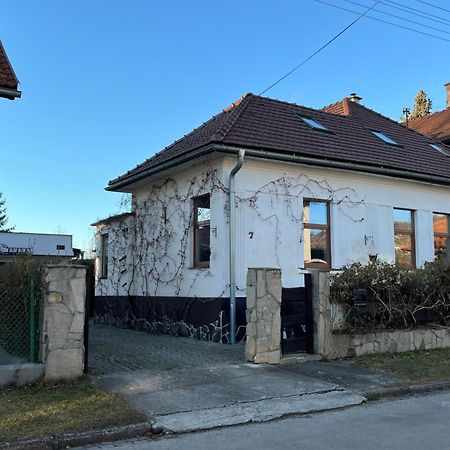 Mikulas Guest House Liptovský Mikuláš 外观 照片